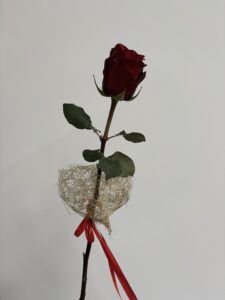 dekoracja pojedynczego kwiatu