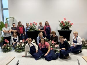 uczestnicy szkolenia z prowadzącą Elżbietą Kosydar